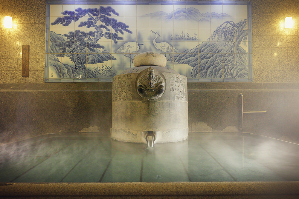 Exploration of the Labyrinthine Bath House