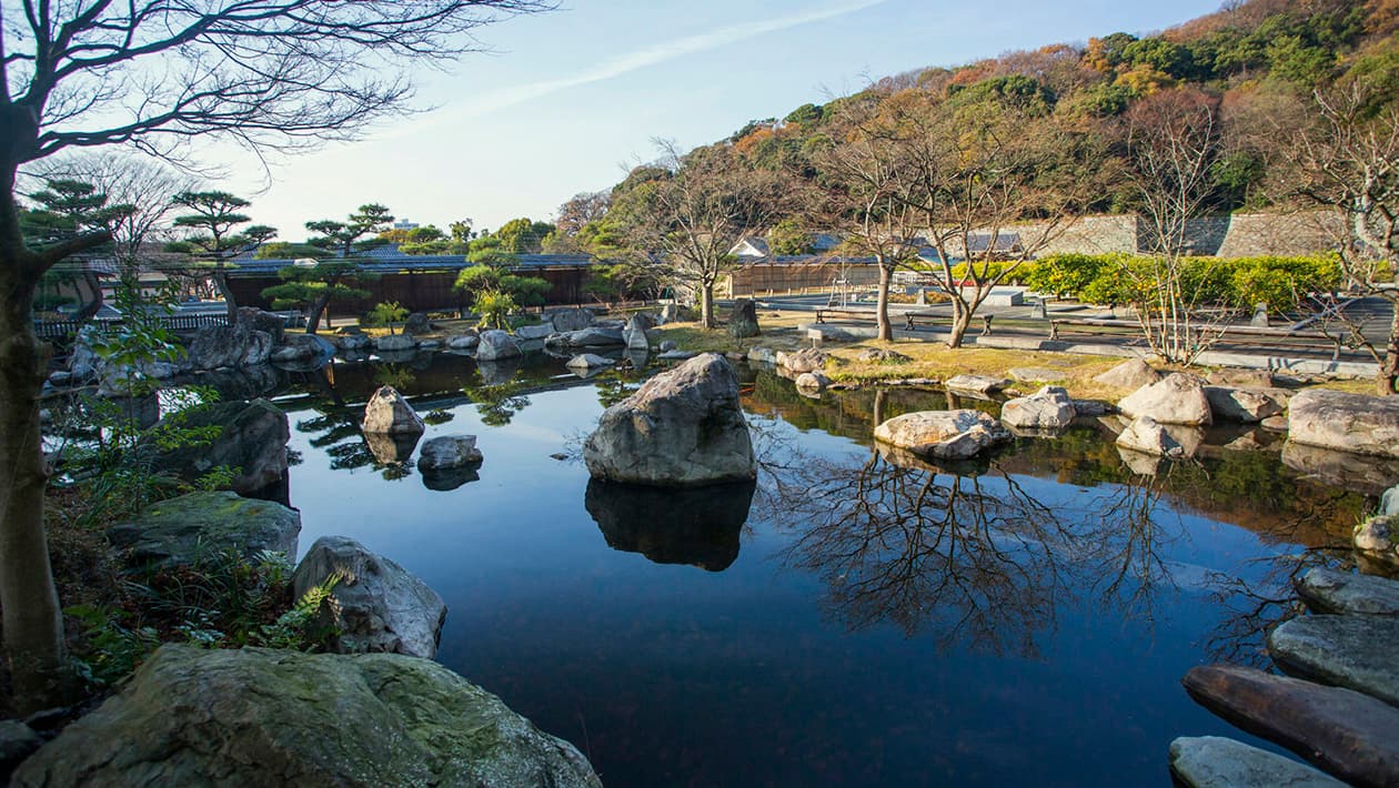 Matsuyama Castle Ninomaru Historical Garden